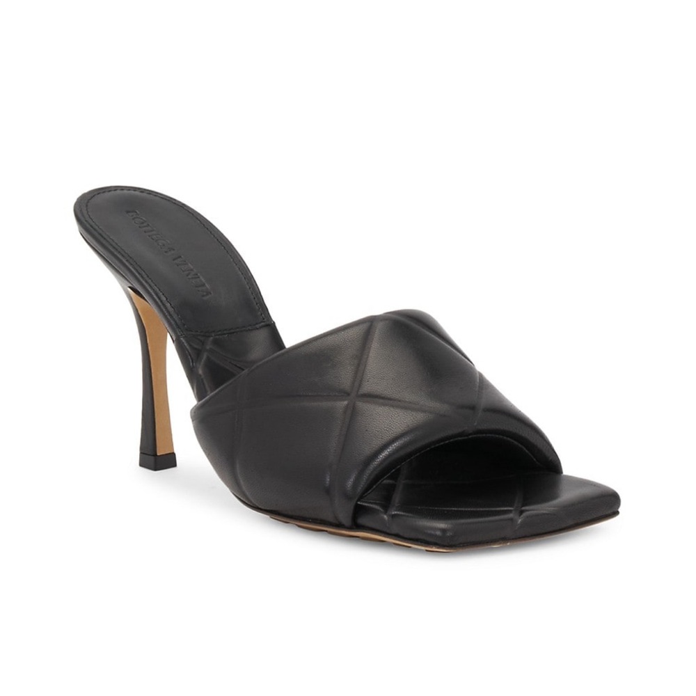 Bottega Veneta Black Lido Leather Mules- Size 37/7- New in Box